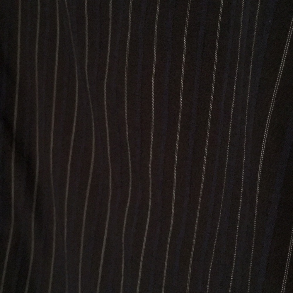 Men’s button-up - Picture 2 of 2